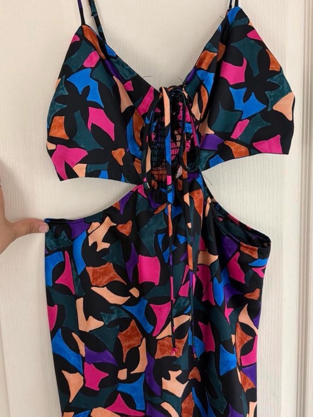 Codie Cut Out Maxi Dress" in the colorway Mosaic Magic - Picture 4 of 6